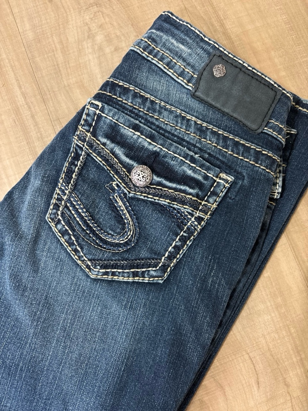 Y2K Silver jeans co navy blue jeans with pocket stitching